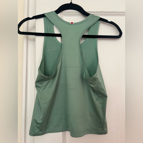 Tracksmith Women's Twilight Crop Tank - Picture 4 of 4